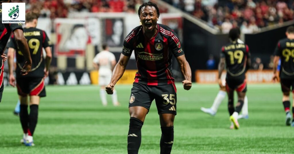 Ajani Fortune Salary per week $2,308 (£1,732 / €2,029) at Atlanta United 