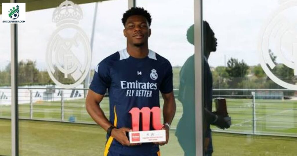 Aurélien Tchouaméni salary $259.62K (€240.39K) per week at Real Madrid