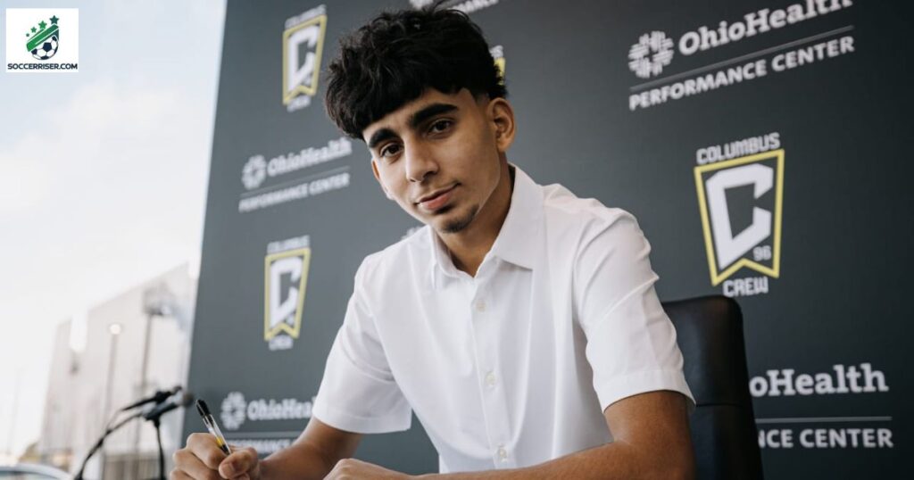 Taha Habroune, salary $2,692 (€2,358) per week at Columbus Crew